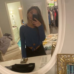 Cute crop top long sleeve shirt